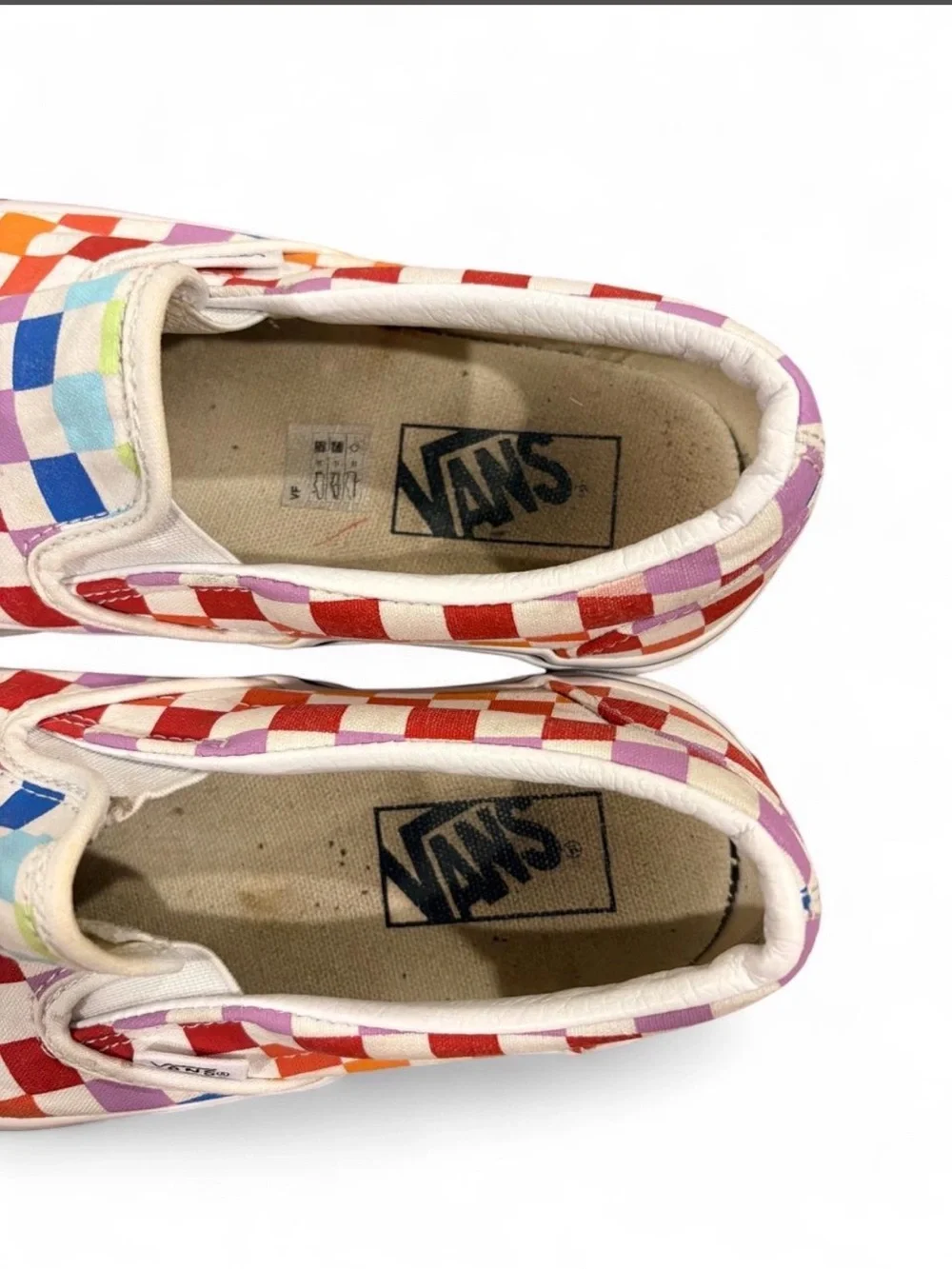 Vans Men’s 6.5 Slip-On Sneakers in Rainbow Check Skater 90s Punk Rock